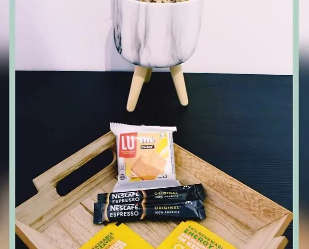 Francois - Superbe T1 - D Au Pied Des Thermes De - Wifi Avec Fibre Néris-les-Bains