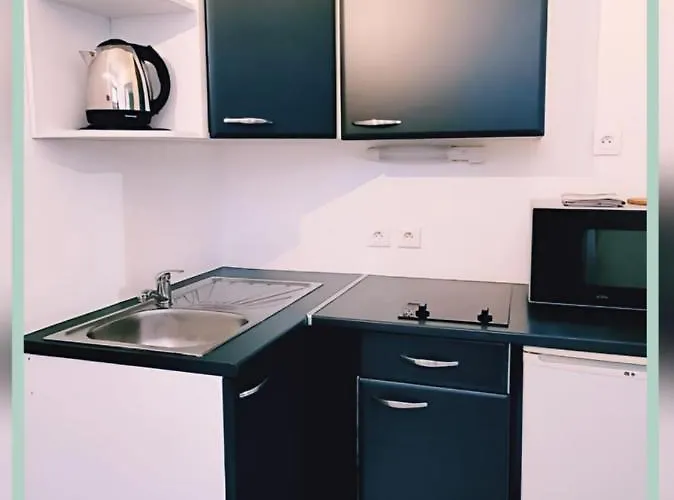 Francois - Superbe T1 - D Au Pied Des Thermes De - Wifi Avec Fibre