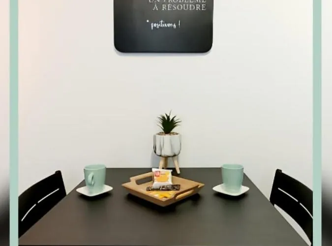 Francois - Superbe T1 - D Au Pied Des Thermes De - Wifi Avec Fibre *